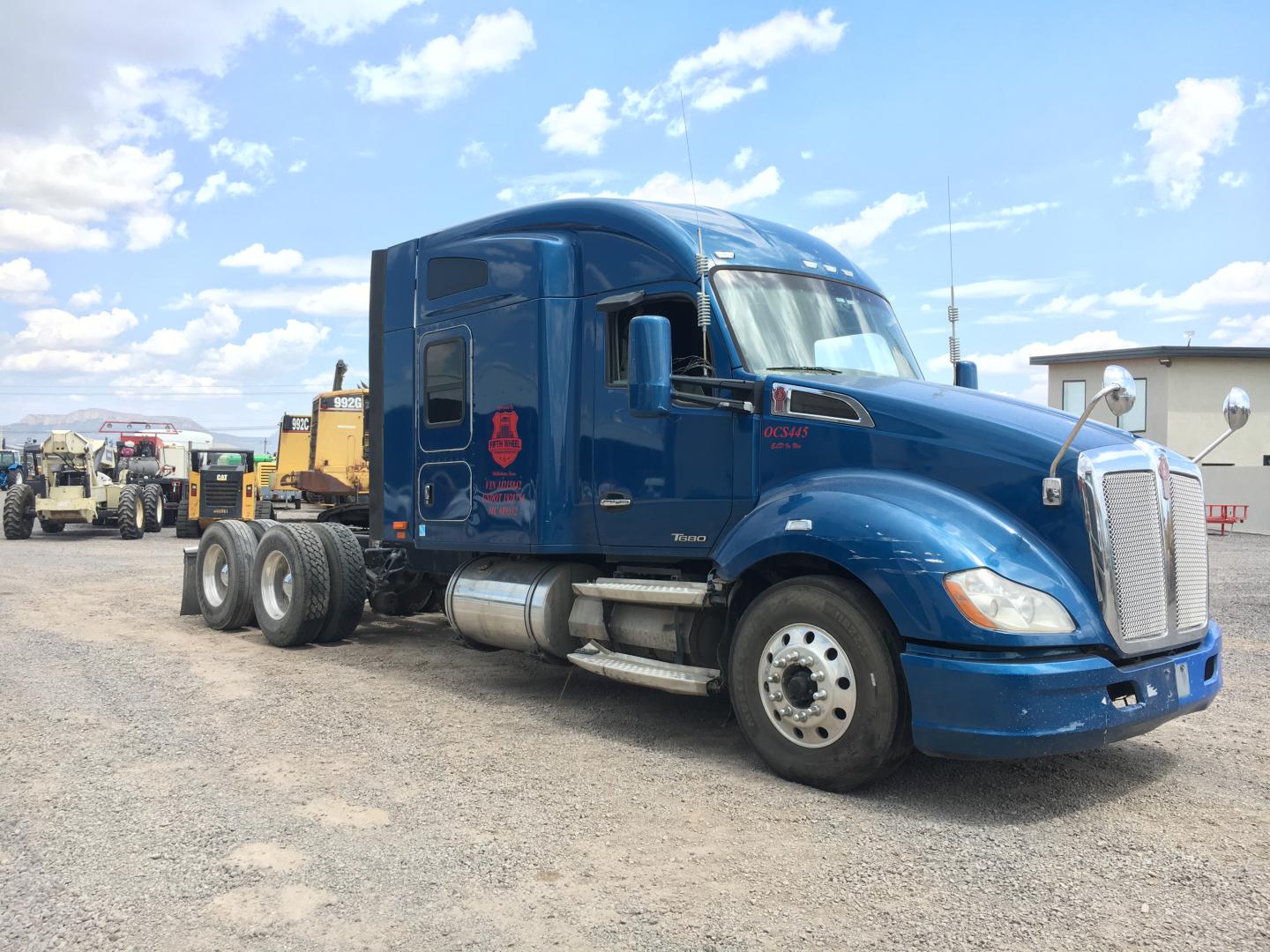 ./imagenes/INVOICE/2019/16958/TRACTOCAMION KENWORTH T680 (1).JPG